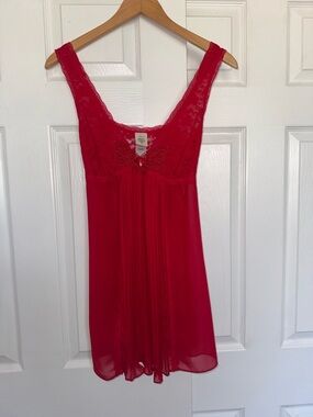 In Bloom Red Lace Babydoll Chemise Nightgown Pleated Sheer Romantic M